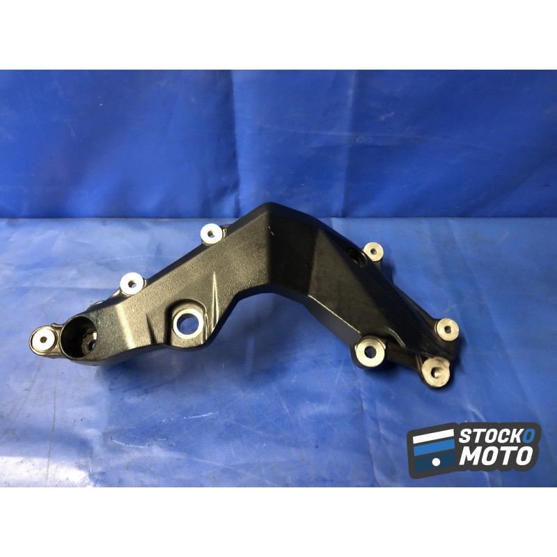 Support bas de cadre droit MV AGUSTA F3 675 2012 à 2017.