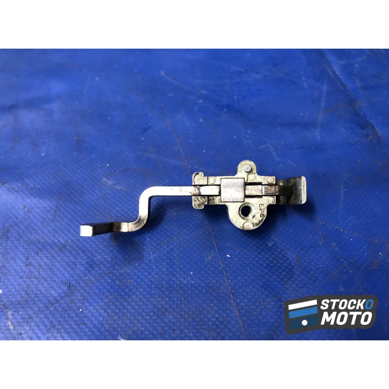Verrouillage de selle HONDA CBF 600 S de 2004 à 2007.