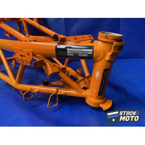 Cadre avec carte grise KTM 390 DUKE de 2013 à 2016.