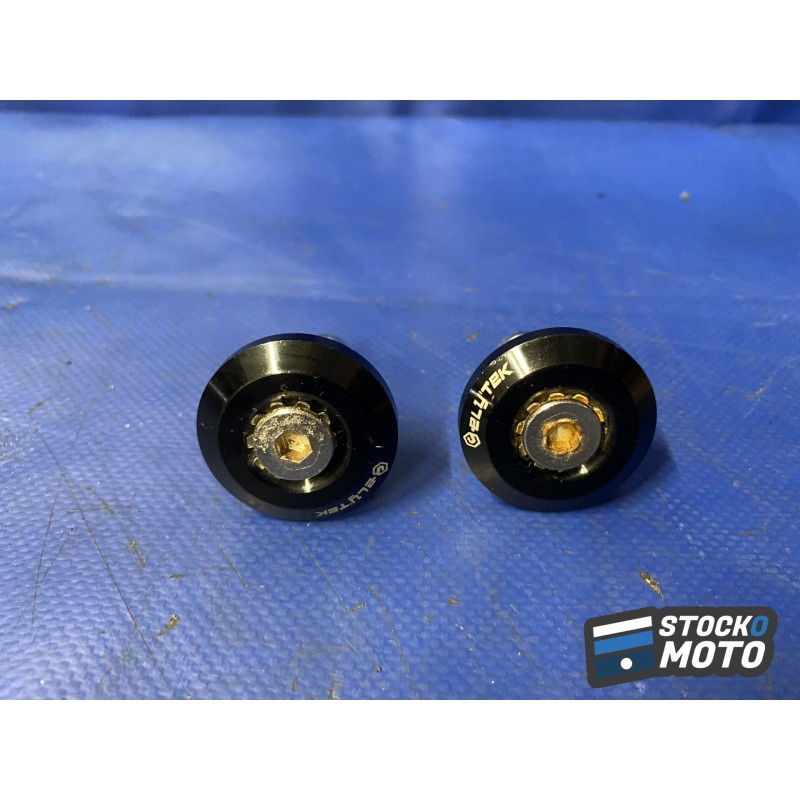 Embouts de guidon YAMAHA MT 07 de 2014 à 2017.