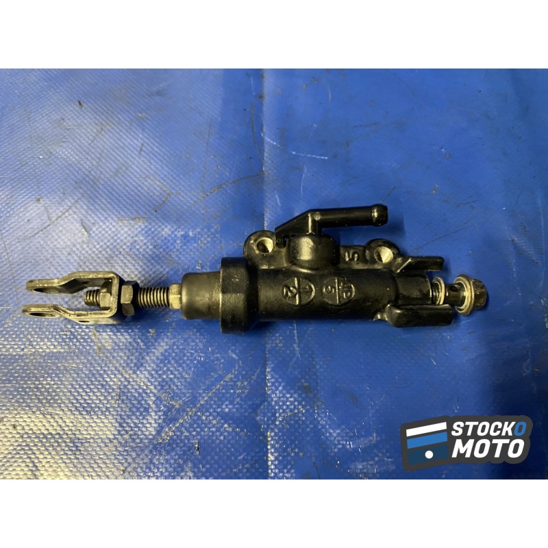 Maitre cylindre de frein arrière YAMAHA MT 07 de 2014 à 2017.