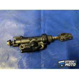 Maitre cylindre de frein arrière YAMAHA MT 07 de 2014 à 2017.