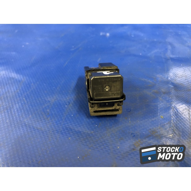 Relais n°1 5EA819502000 YAMAHA FZ6 S de 2004 à 2006 