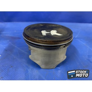 Cylindre piston arrière