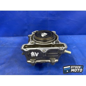 Cylindre piston avant