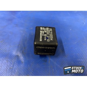 Centrale clignotant 3XV833502300 YAMAHA FZ6 S de 2004 à 2006.