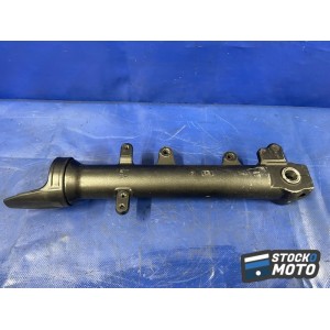 Foureau droit YAMAHA MT 07 de 2014 à 2017 1WS231360100.