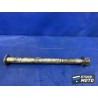 Axe de roue arriere 