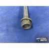 Axe de roue arriere 