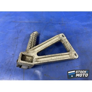 Platine repose pied passager gauche 