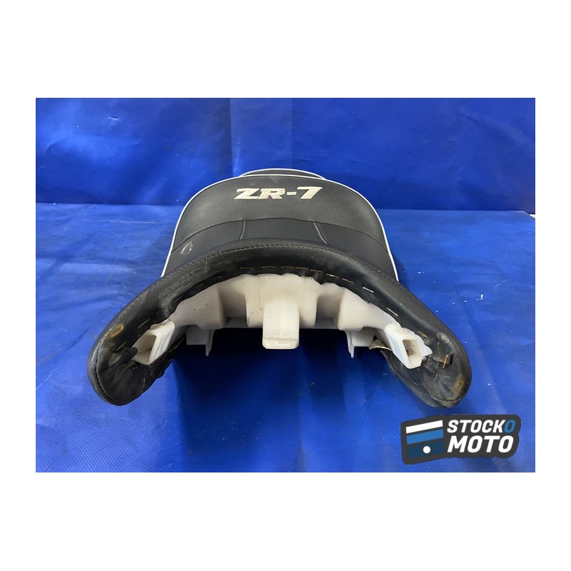 Selle pilote KAWASAKI ZR-7 de 1999 à 2004.