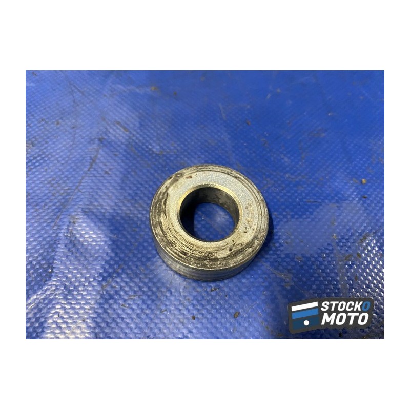 Entretoise de roue arriere 