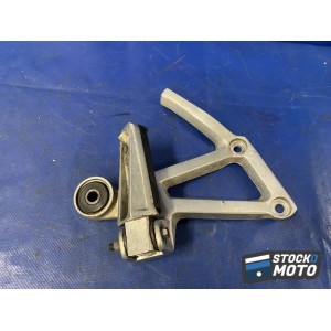 Platine repose pied passager droite 