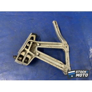 Platine repose pied passager gauche 