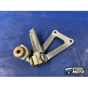 Platine repose pied passager droite 