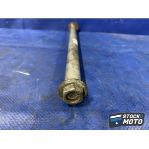 Axe de roue arriere 