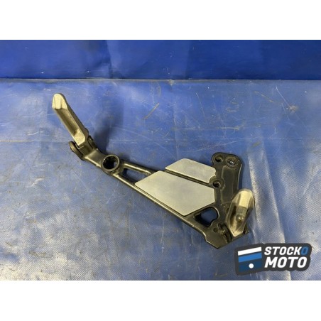 Platine repose pied droite 