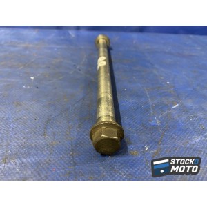 Axe de roue arriere 