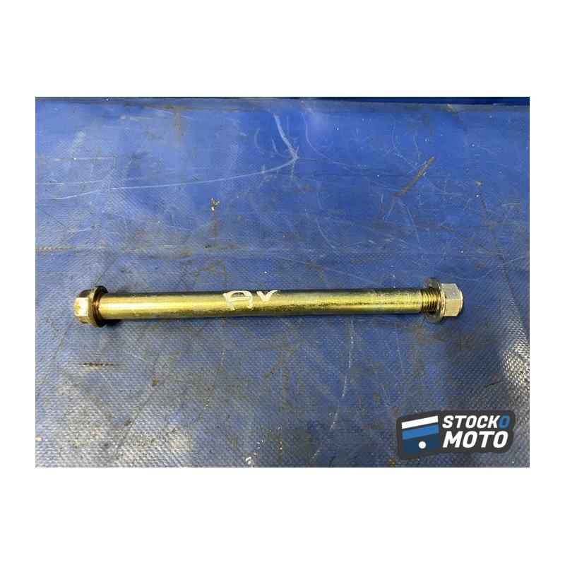 Axe de roue avant 