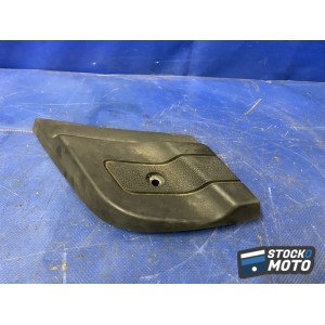 Plastique de marche pied gauche 