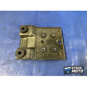 Support de reservoir SUZUKI GSF 650 Bandit N de 2005 à 2006.