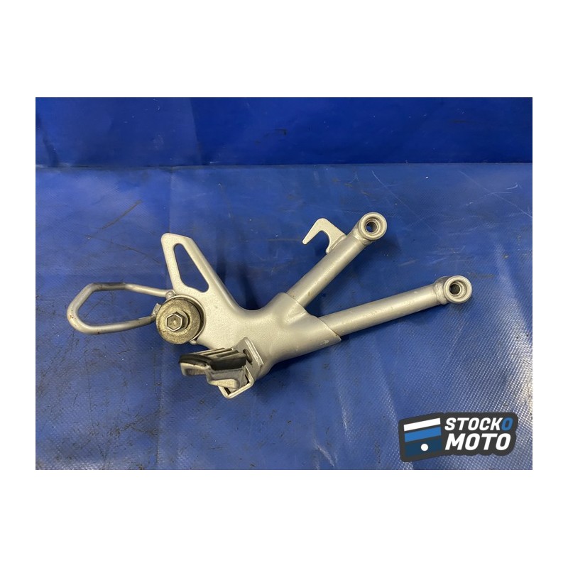 Platine repose pied passager droite