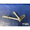 Platine repose pied passager droite 