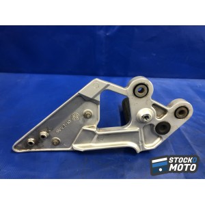 Platine repose pied gauche YAMAHA FZ6 S de 2004 à 2006