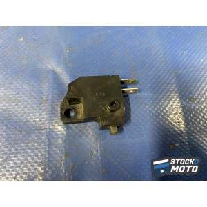 Contacteur de frein avant 