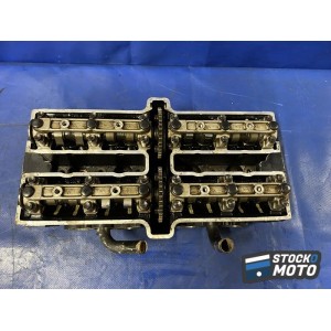 Culasse avec arbre a came 