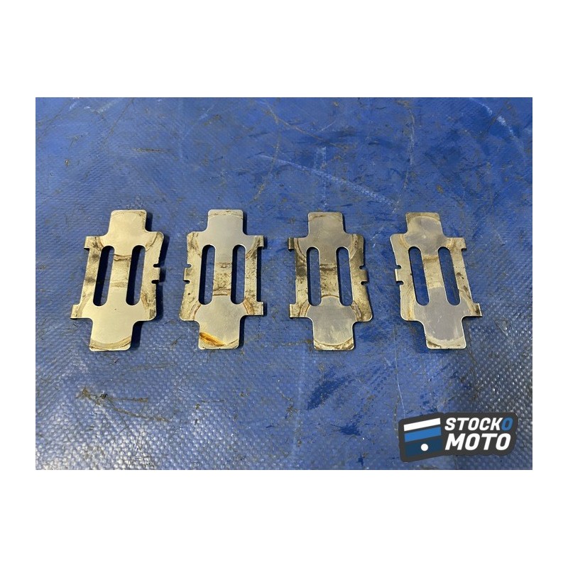 Cales de plaquettes de frein avant 
