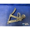 Platine repose pied passager droite 