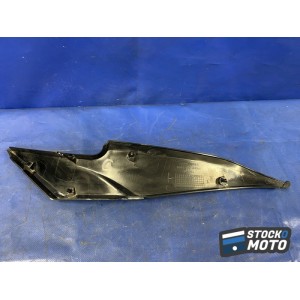 Cache sous selle gauche 