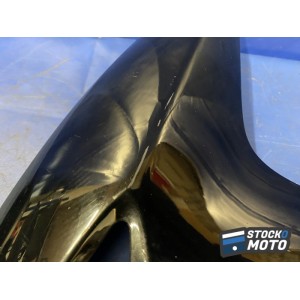 Ecope de carenage gauche 