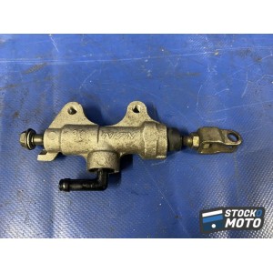 Maitre cylindre de frein arriere 