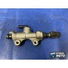 Maitre cylindre de frein arriere 