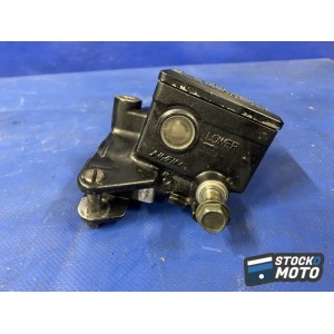 Maitre cylindre de frein avant 