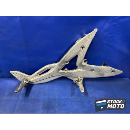 Platine repose pied droite 