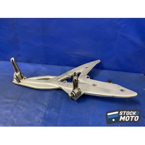 Platine repose pied droite 