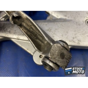 Platine repose pied droite 