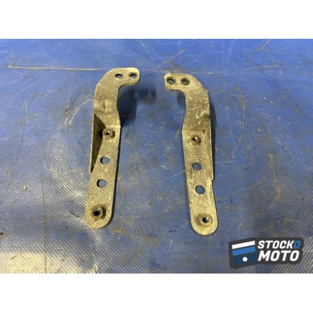 Support de garde boue avant 