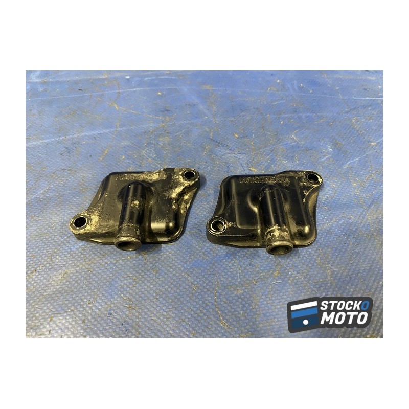 Couvercle de clapet sur cache culbuteur 