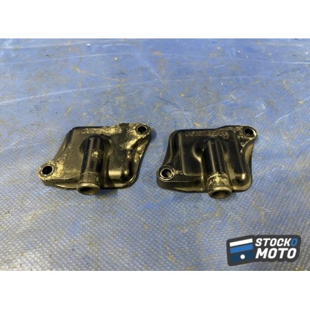 Couvercle de clapet sur cache culbuteur 