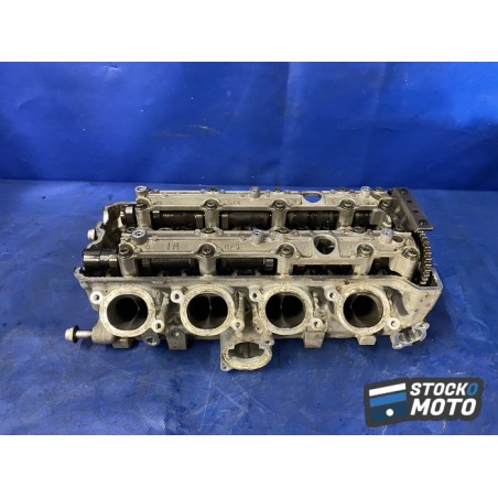 Culasse avec arbre a came 