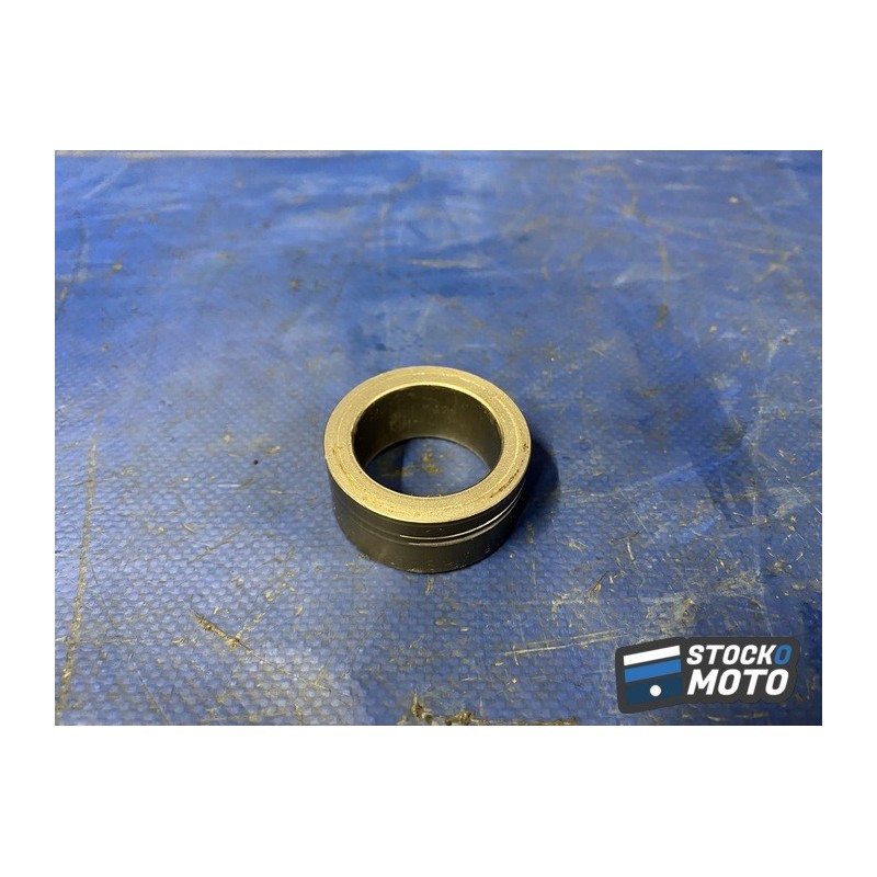 Entretoise de roue arriere 