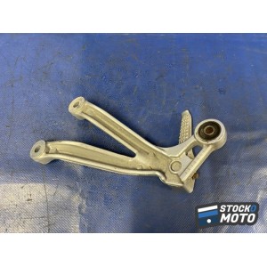 Platine repose pied passager droite 