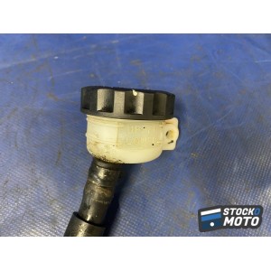 Bocal de liquide de frein arriere 