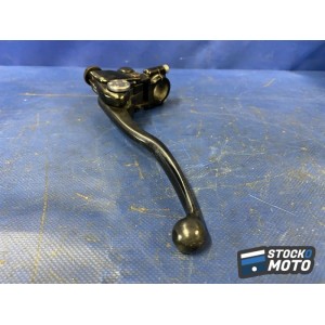 Cocotte d'embrayage avec levier 