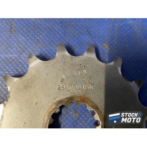 Pignon de sortie de boite de vitesse 16D 