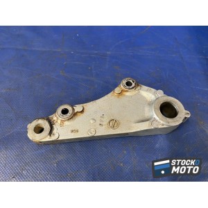 Support étrier de frein arriere 